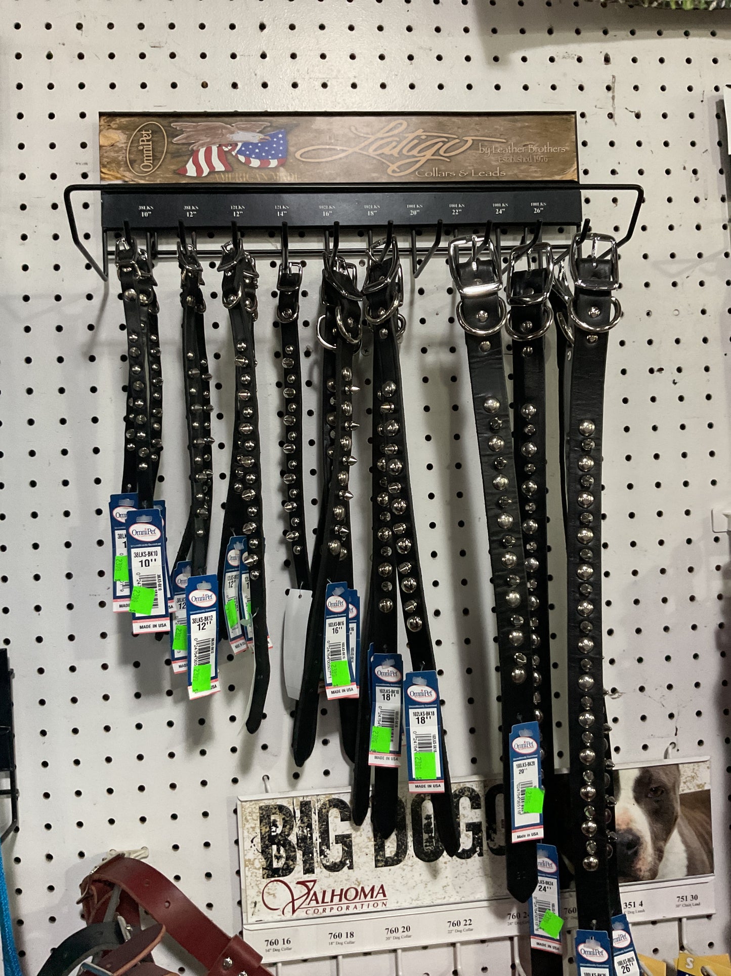 Leather spike collars